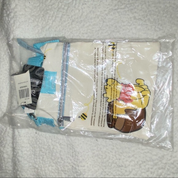 Loungefly crossbody - Picture 2 of 3